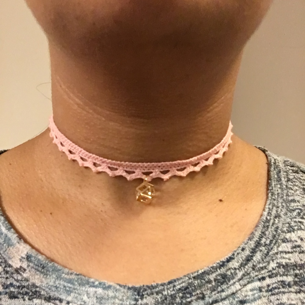 3/$15 ** Pink lace choker with golden charm NWOT